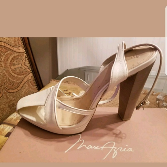 Bcbg max aria moxy off white heels NIB 10 - Picture 3 of 6